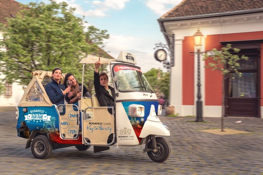 Budapest: Half-Day Exclusive Highlights Private Tour - Practical tips so your tour feels smooth