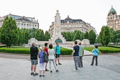 Budapest Hammer & Sickle Communist Times Tour