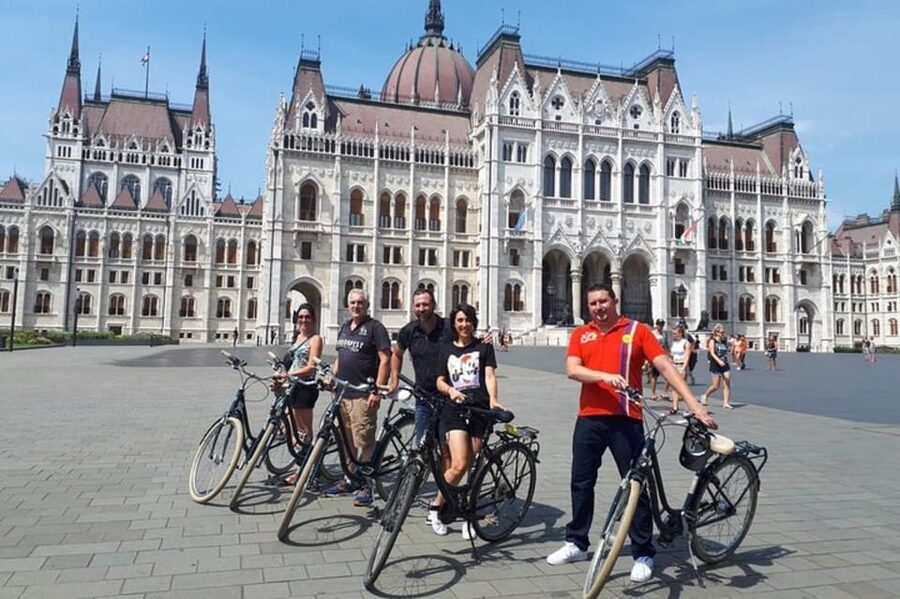 Budapest : Highlights & Hidden Gems Walking Tour - Key things I’d watch for