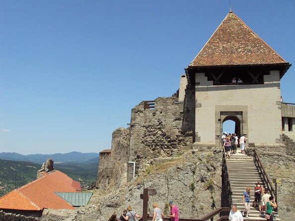 Budapest Hike to Visegrád Castle w or wo Sauna/Danube beach - Key points to know before you go