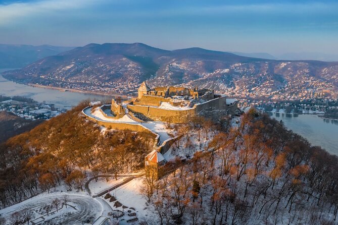 Budapest Hike to Visegrád Castle w or wo Sauna/Danube beach - From pickup to Visegrád: how the day stays easy to manage