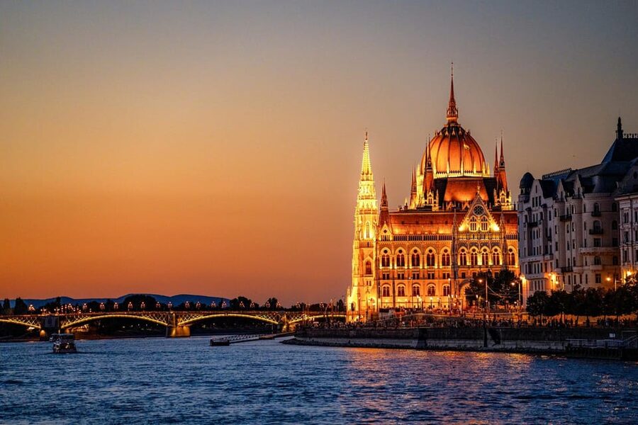 Budapest: Historic Cruise with Welcome Drink - Value Check: Is $12 for a 1-hour Danube Cruise a Good Deal?