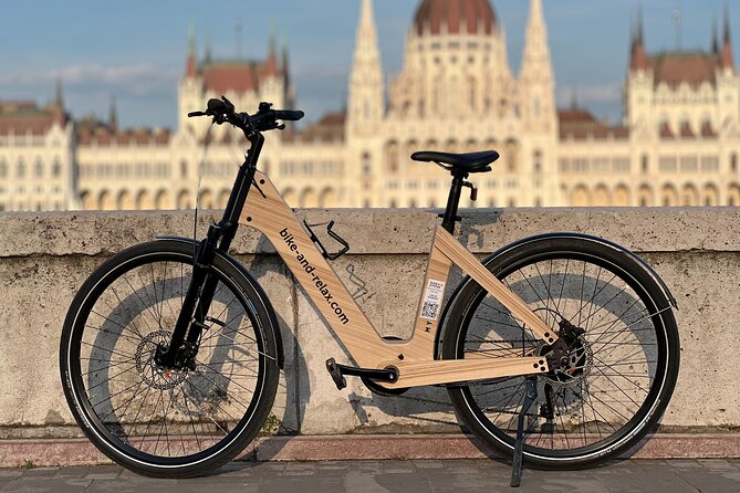 Budapest: Historic Downtown ride on E-Bicycles Buda & Pest - Quick highlights