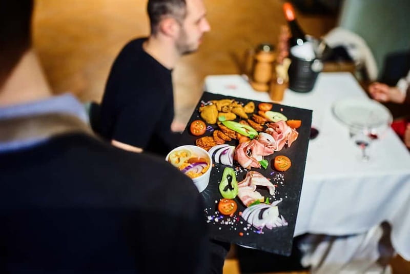 Budapest: Hungarian Folk Dance & Concert with Dinner Option - Drink and food inclusions: what you should expect