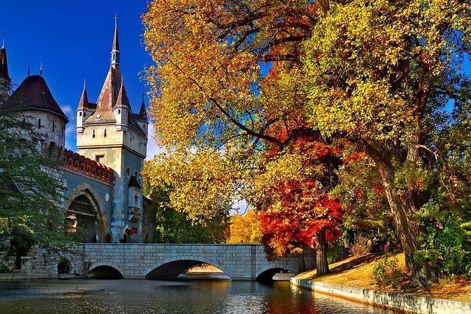 Budapest in a Day Private Luxury Sightseeing Tour - Buda Castle Area on Varhegy: Medieval Streets Without the Guesswork
