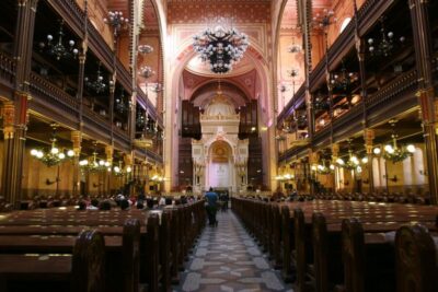 Budapest: Jewish Heritage Guided Tour with Synagogue Ticket