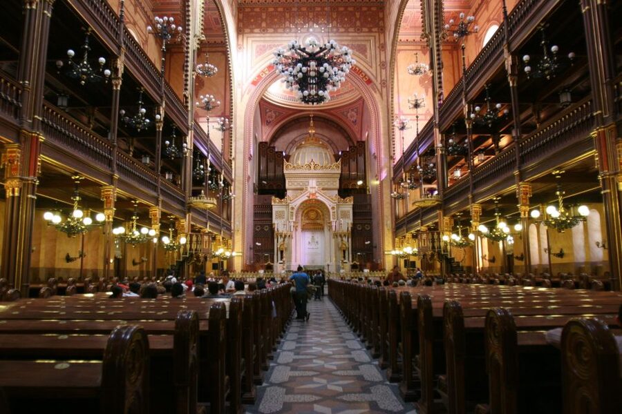 Budapest: Jewish Heritage Guided Tour with Synagogue Ticket - Dohány Street Synagogue: Europe’s Largest, and Why It Matters
