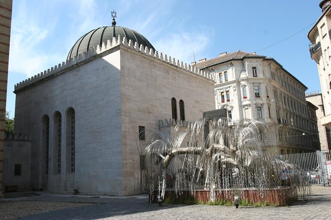 Budapest Jewish Heritage Memorial Walking Tour & Synagogue Entry - Grand tour add-ons: Carl Lutz, Kazinczy Street Synagogue, and the Orthodox story