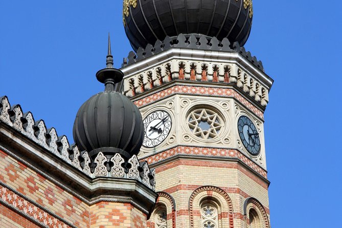 Budapest Jewish Heritage Memorial Walking Tour & Synagogue Entry - Pacing and expectations: how to avoid feeling disappointed