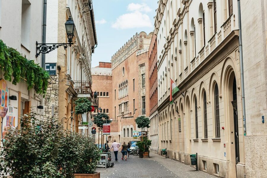 Budapest: Jewish History Guided Walking Tour with Historian - Key takeaways before you go