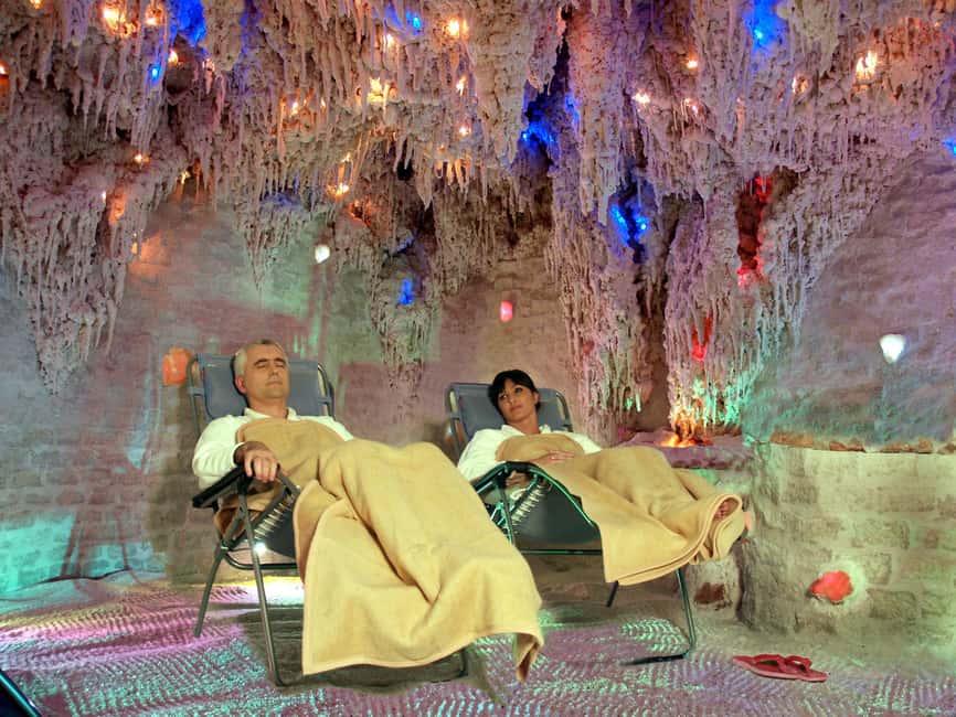 Budapest: Margaret Island, Salt Cave treatment 45 minutes - Step-by-step: what the salt cave session feels like