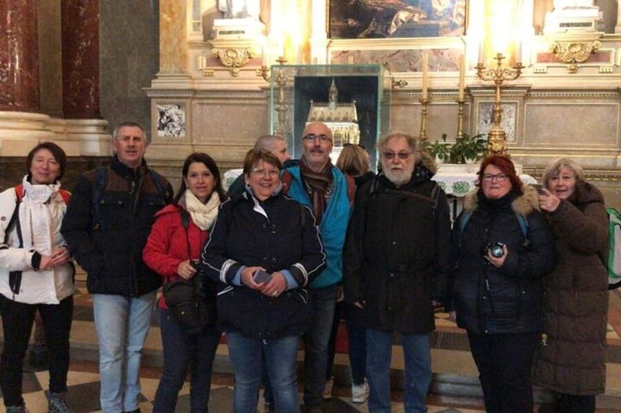Budapest : Must-see attractions walking tour - Danube Embankment viewpoints: Castle Hill to the Citadel, all in one walking segment
