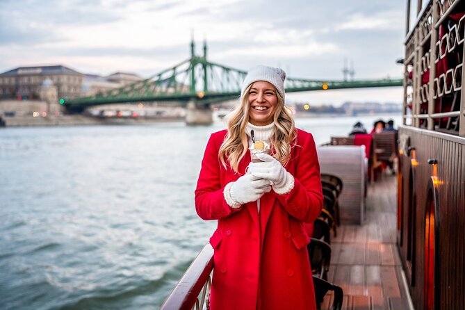 Budapest Paddle Steamer Danube Cruise with Tokaj & Audio Guide - Photo and timing strategy, from sunset glow to winter snow