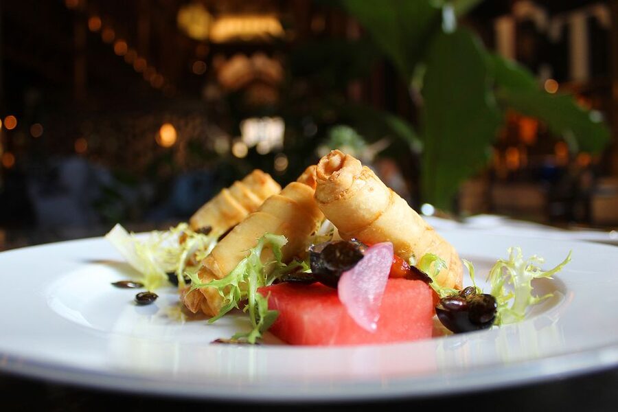 Budapest: Párisi Passage Restaurant 3-Course Menu - Who this Budapest meal suits best
