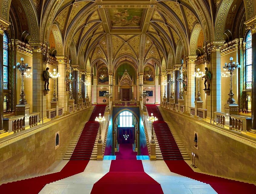Budapest: Parliament Building Entry Ticket and Audio Guide - Who this Parliament audio tour suits best