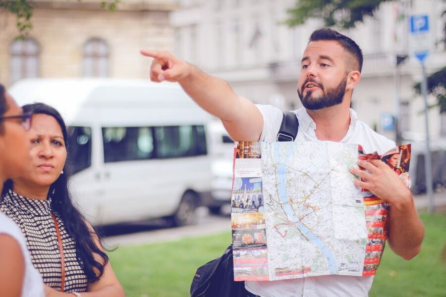 Budapest: Private 3-hour Guided City Tour by Bus - Why This 3-Hour Private Ride Works on Your First Day