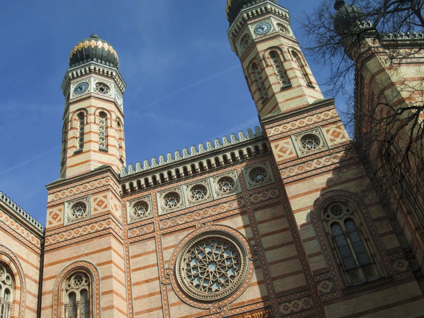 Budapest: Private 3-hour Guided City Tour by Bus - Pest Side Highlights: Parliament, St. Stephen’s Basilica, and the Civic Axis
