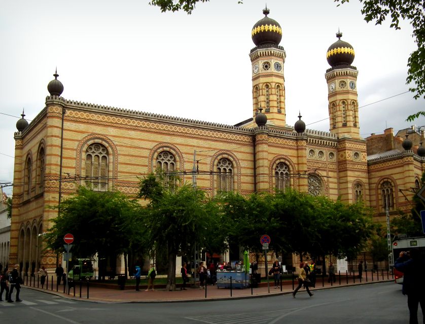Budapest: Private 3-hour Guided City Tour by Bus - Price and Value: What You’re Paying For