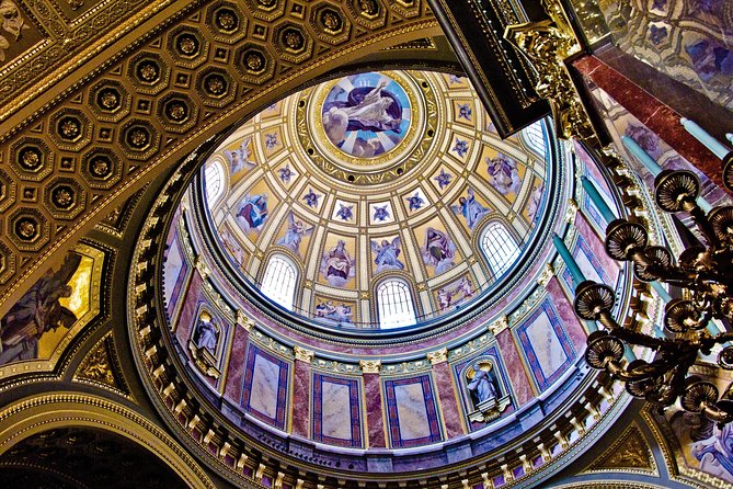 Budapest Private 4 Hour City Tour Experience with a car / van - Great/Central Synagogue and the Jewish Quarter, your cultural anchor