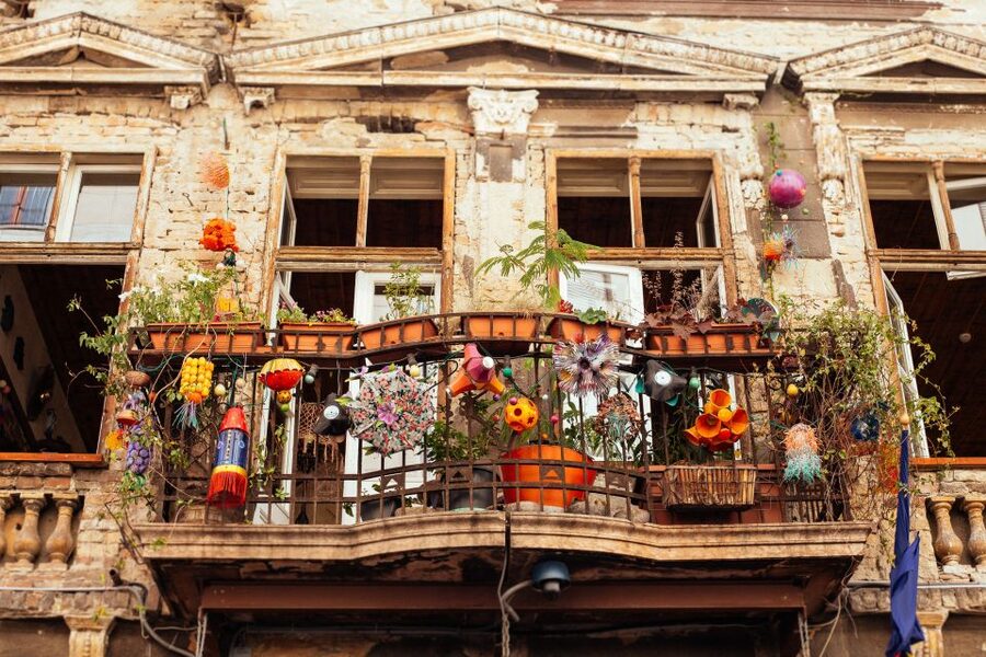 Budapest: Private Food Tour – 10 Tastings with Locals - How vegetarian tastings are handled, without cutting the fun