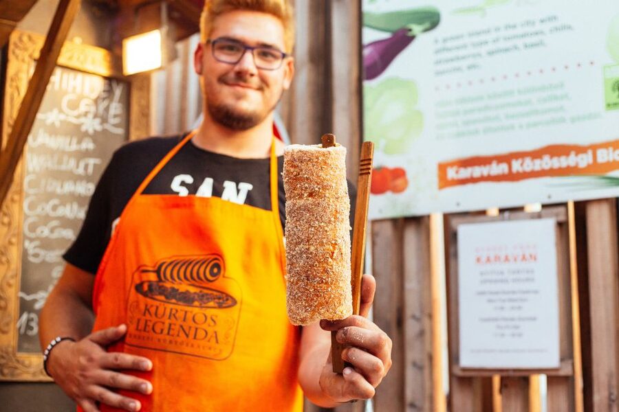 Budapest: Private Food Tour – 10 Tastings with Locals - Starting outside the Great Market Hall, and using it like a shortcut