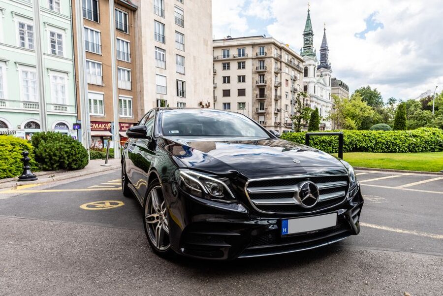Budapest: Private Luxury Sightseeing Tour - Gellért Hill panoramic finish, where your photos finally make sense
