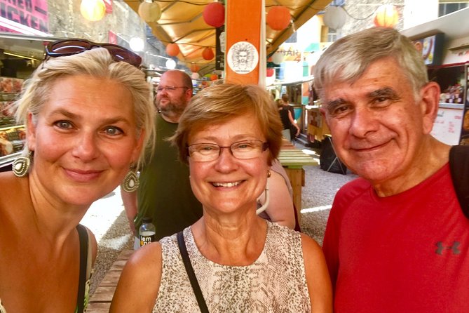 Budapest private sightseeing with Nelli & her local guides - Who should book this private Budapest sightseeing