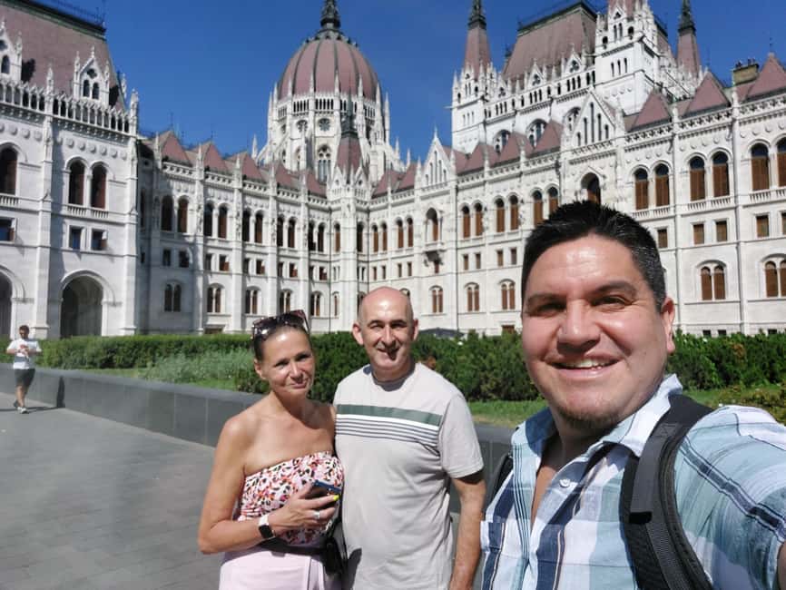 Budapest: Private Walking Tour with a Local - Why this private Lokafy format feels more human than a standard tour