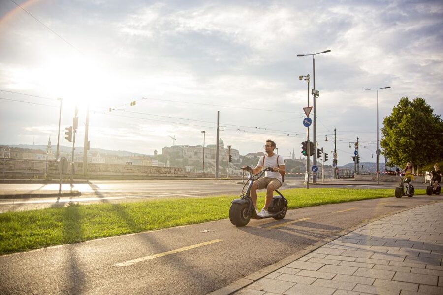 Budapest: Rent a Wide-Wheel E-Scooter - Starting at Bécsi u. 8 near Deák Ferenc tér (and getting moving fast)