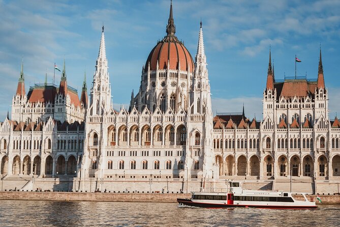 Budapest River Cruise with 1 Free Tokaj Frizzante and Audio Guide - How the Audio Guide Really Works (Bring Headphones and Scan the QR Code)