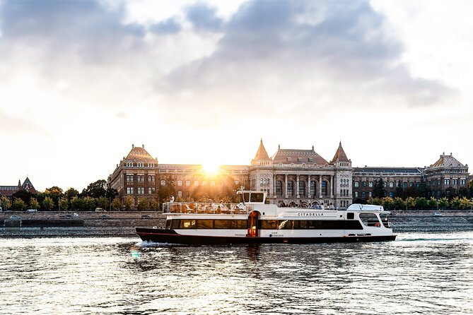 Budapest River Cruise with 1 Free Tokaj Frizzante and Audio Guide - Best Time to Go: Sunset for Lights, and Outdoor vs Indoor Seating