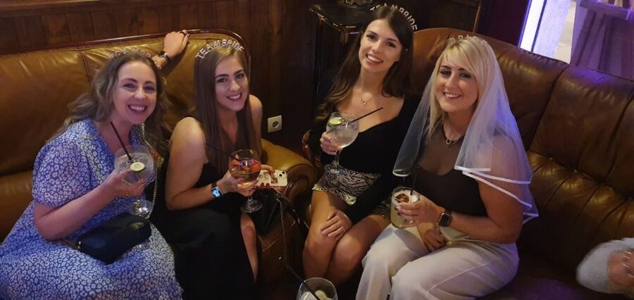 Budapest: Ruin Bar Pub Crawl with Entry Tickets - The ruin bar route: what you can expect at the stops