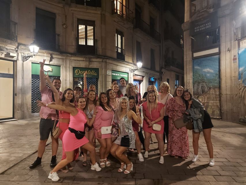 Budapest: Ruin Bar Pub Crawl with Entry Tickets - Guides who keep the party safe and on track