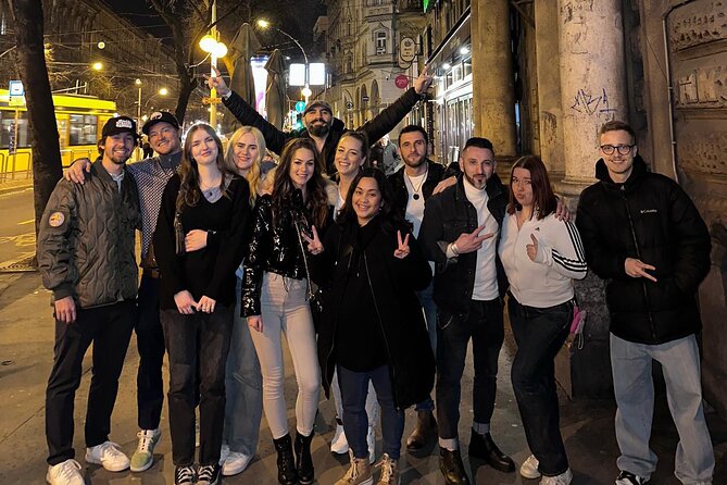 Budapest Ruin Pub Crawl +6 Shots +VIP Entries +Drinking Games - Group size and energy: how to gauge the vibe