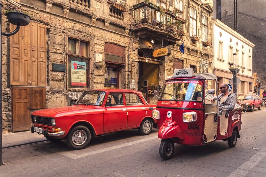 Budapest: Scenic Tuk Tuk Tour - Why this 2-hour tuk tuk loop is such a smart first-Budapest move