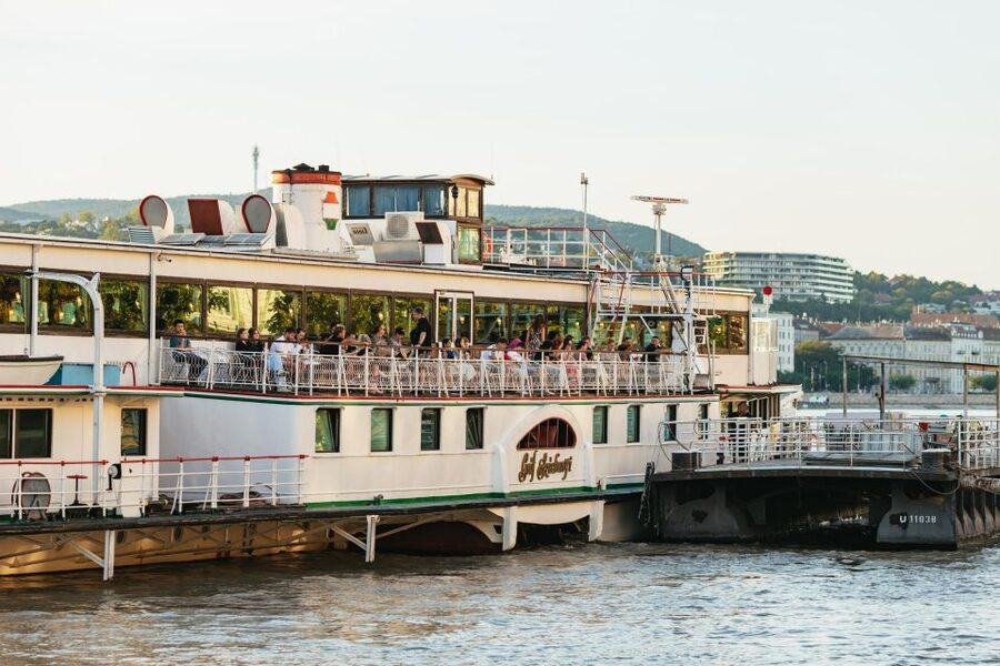 Budapest: Sightseeing Cruise on the Danube - Why this cruise feels special, even without a tour guide