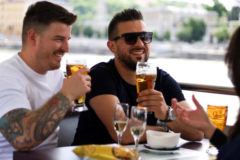 Budapest Sightseeing Cruise with Welcome Drink - App Audio Guide: Smart Facts, Real Quiet, Bring Earphones