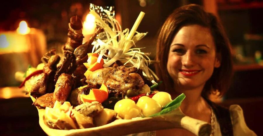 Budapest: Sir Lancelot Medieval Dinner with Drink and Show - Key things to know before you go