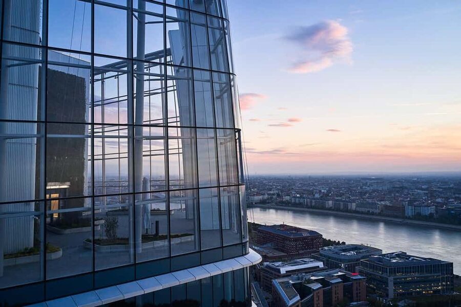 Budapest SkyDeck Tower – Panoramic Lift & Viewing Platform - The 120-meter panoramic lift: what makes the start worth it