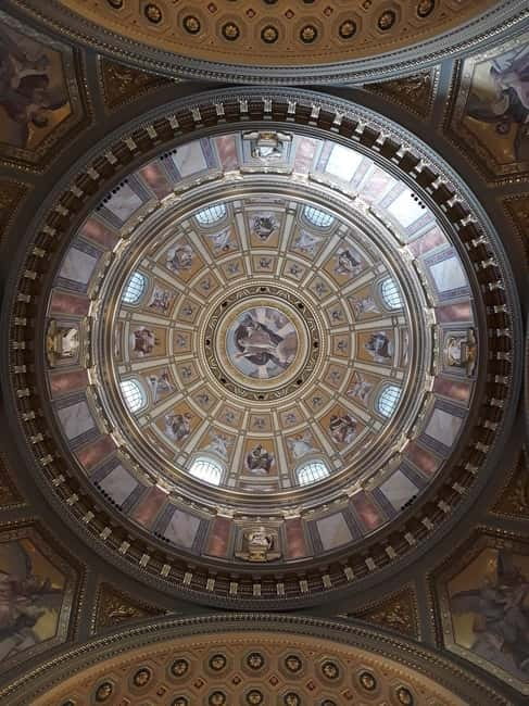 Budapest: St. Stephen's Basilica Tour & Music Performance - Outside first: the basilica’s structure makes more sense after your story