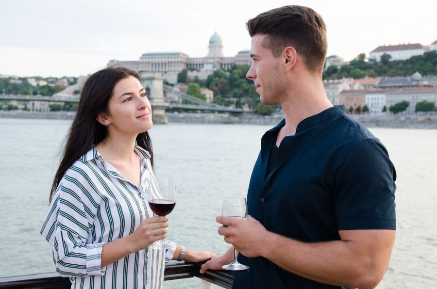 Budapest: Summer Brunch & Cruise with Prosecco or Cake - Food choices for special diets, and what to check