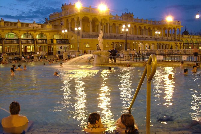 Budapest Széchenyi Spa with Danube Cruise and Optional Dinner - Who should book this tour, and who should reconsider