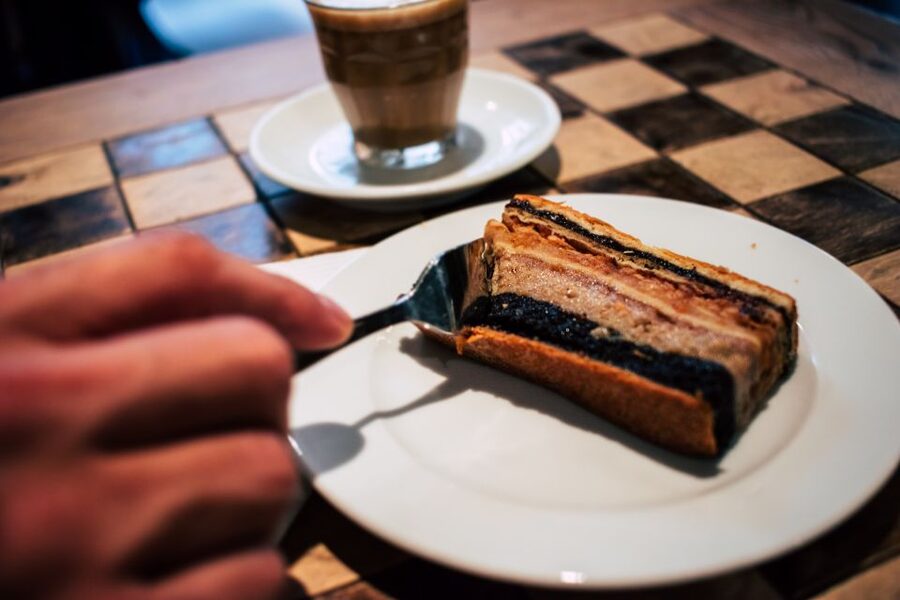 Budapest: Taste Gulyás & Hungarian Street Classics - Stop by stop: how the flavors unfold in downtown Budapest