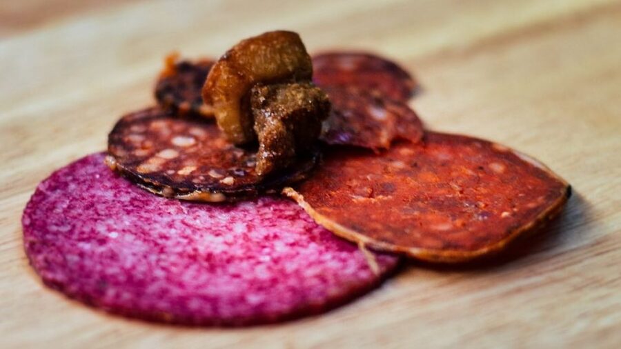 Budapest: Taste Gulyás & Hungarian Street Classics - The meal plan: what you’ll actually eat and drink