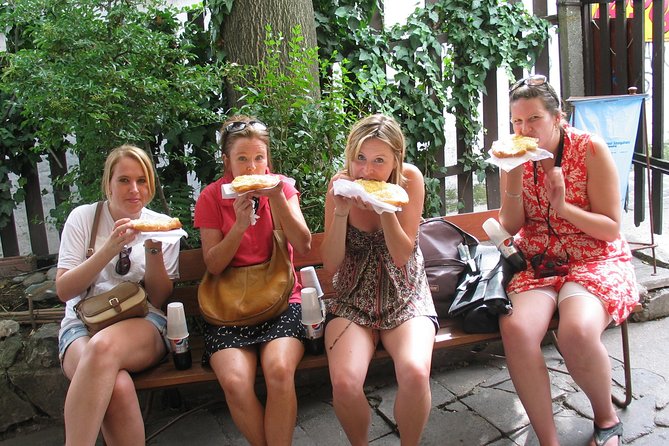Budapest to Szentendre bike & boat tour - Food and drinks: why the included Lángos is more than a checkbox