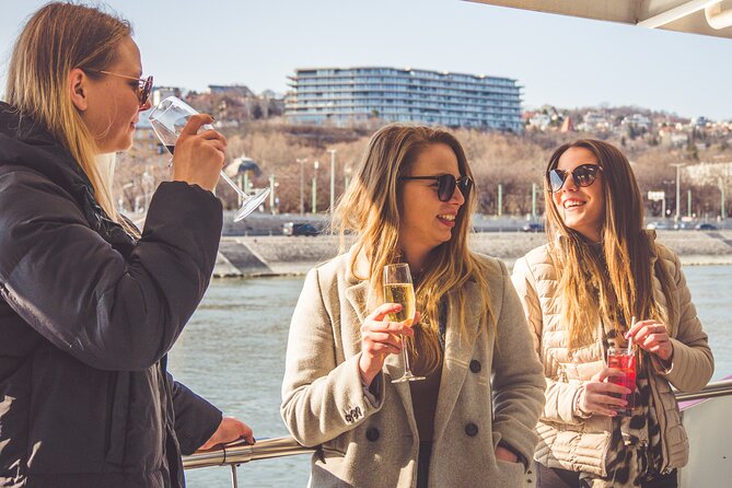 Budapest Unlimited Prosecco and Wine Cruise Day or Sunset Option - Should You Book This Budapest Unlimited Prosecco Cruise?
