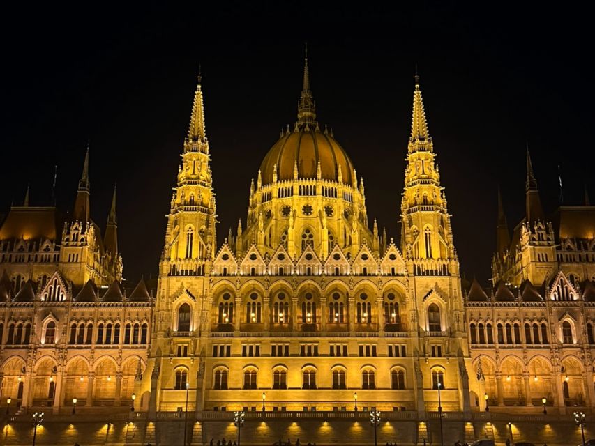 Budapest: Unlimited Prosecco, Beer and Aperol Spritz Cruise - How the 75-Minute Cruise Actually Flows