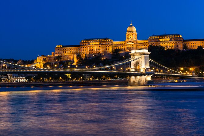 Budapest: Unlimited Prosecco, Beer & Aperol Spritz Cruise - On the boat: panoramic windows, open-air photos, and crowd reality