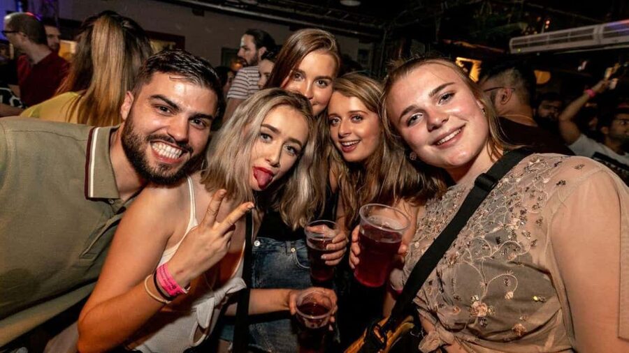 Budapest: Unmissable Bar Crawls with Shots & VIP Club Entry - Logistics that affect your night, like a local would