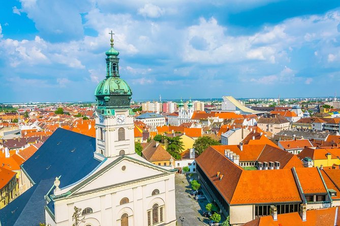 Budapest-Vienna One-Way Sightseeing Transfer - Stop 1: Szentendre Old Town for Fairytale Streets and Baroque Charm